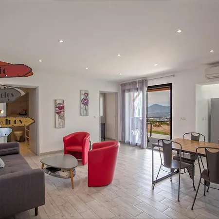 Casa Bianca Apartment LʼÎle-Rousse