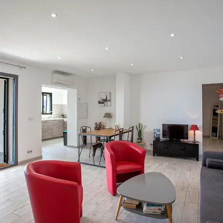 Casa Bianca 아파트